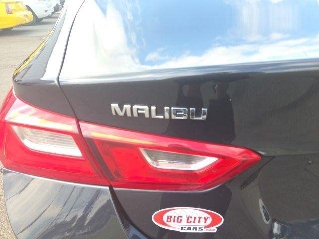 Chevrolet Malibu  2023