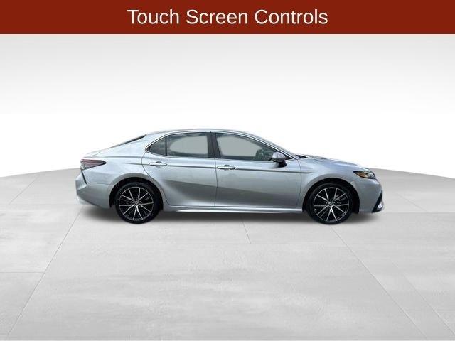 Toyota Camry  2024