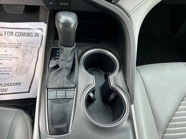 Toyota Camry  2024