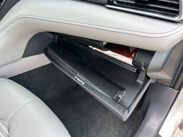 Toyota Camry  2024