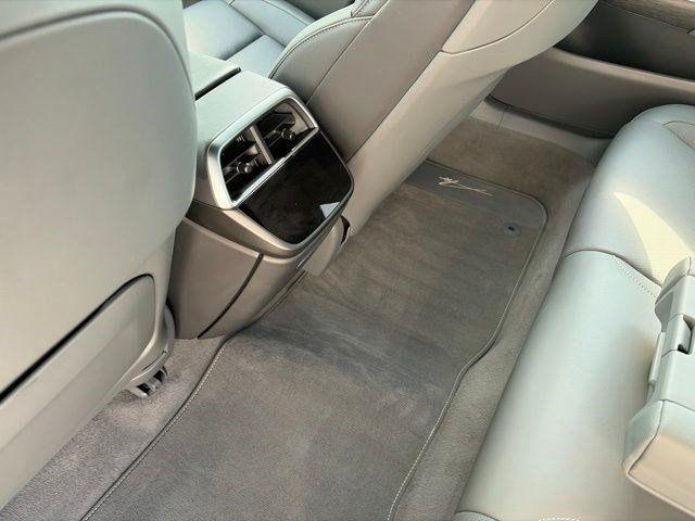 Lucid Air  2024