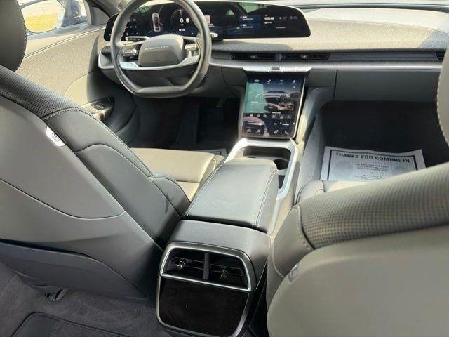 Lucid Air  2024