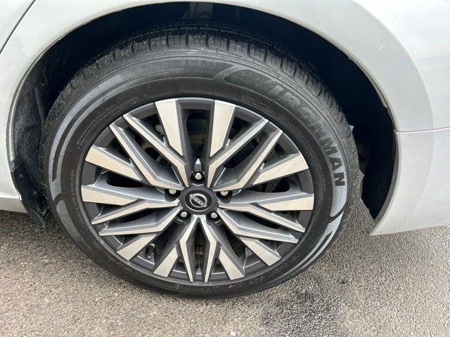 Nissan Altima  2024