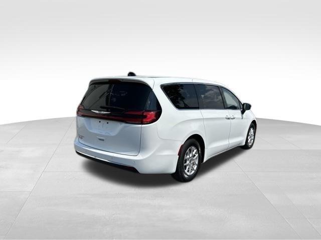 Chrysler Pacifica  2024