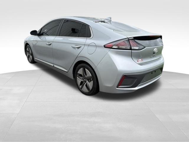 Hyundai Ioniq Hybrid  2020