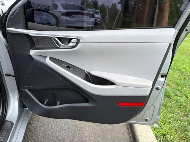 Hyundai Ioniq Hybrid  2020