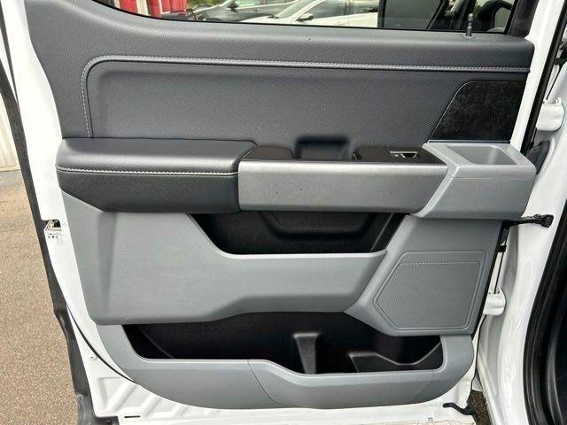 Ford F-150 XLT 4WD SuperCrew 5.5' Box 2022