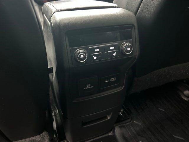 GMC Acadia  2020