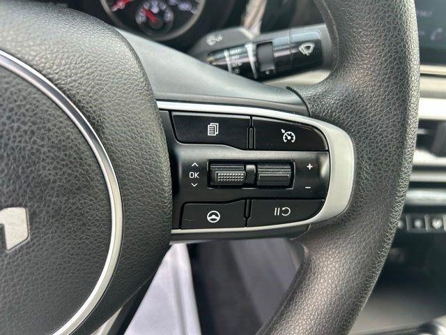 Kia K5  2023