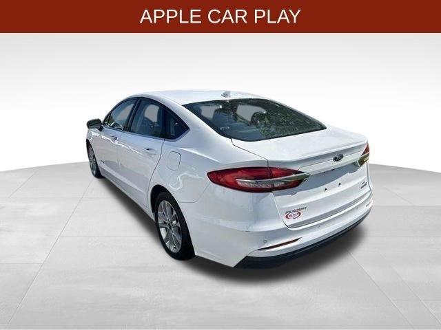 Ford Fusion Hybrid  2019