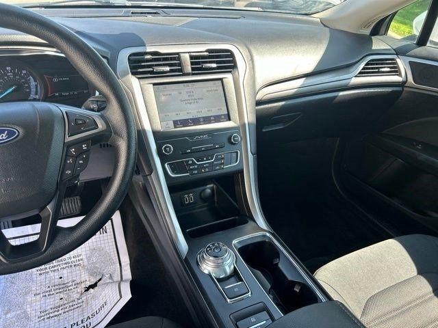 Ford Fusion Hybrid  2019