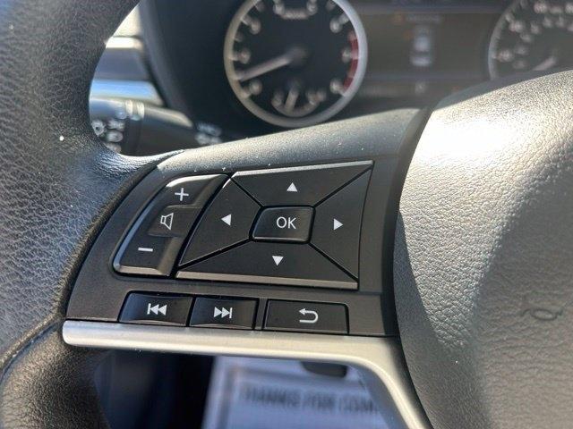 Nissan Altima  2023
