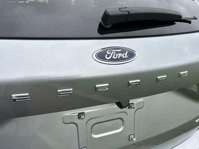 Ford Escape  2024