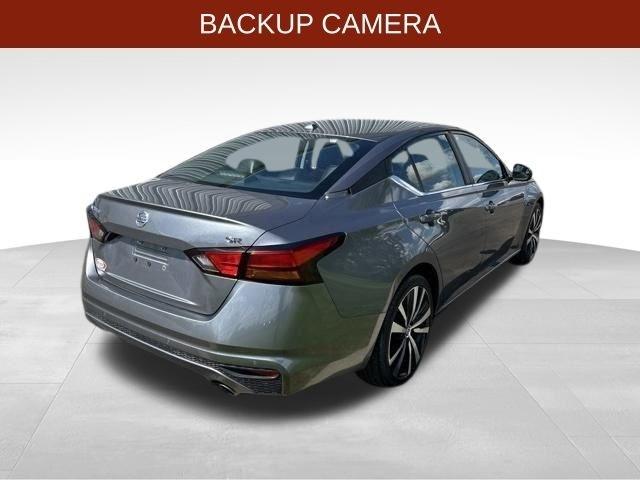 Nissan Altima  2021