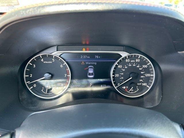 Nissan Altima  2021