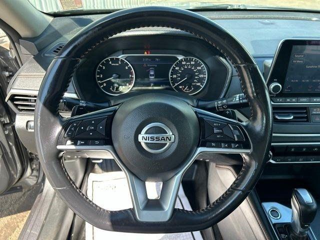 Nissan Altima  2021