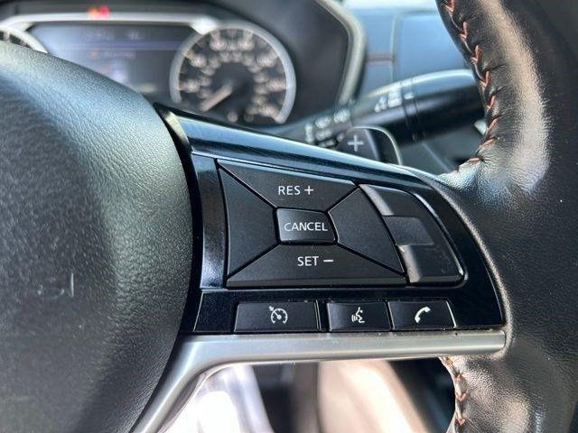 Nissan Altima  2021