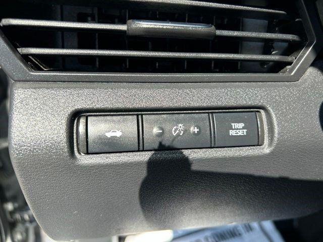 Nissan Altima  2021