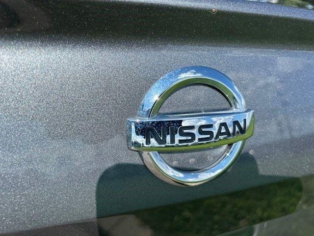 Nissan Altima  2021