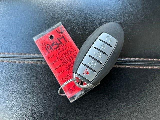 Nissan Altima  2021