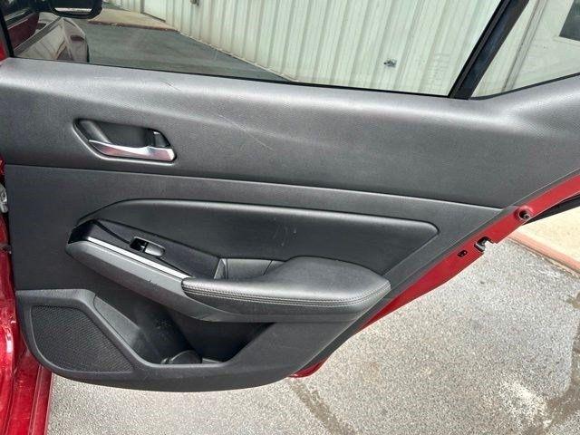 Nissan Altima  2021