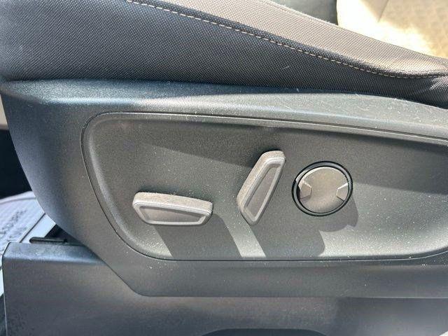 Ford Escape Hybrid  2022