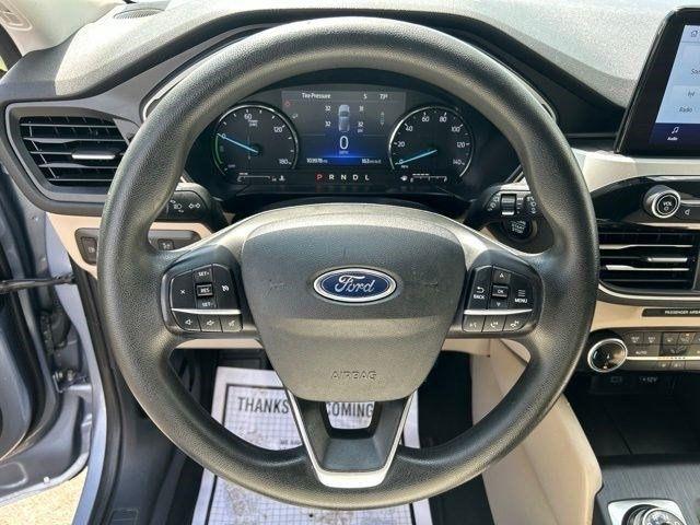 Ford Escape Hybrid  2022