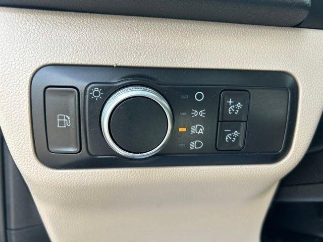 Ford Escape Hybrid  2022