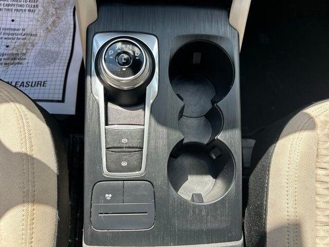 Ford Escape Hybrid  2022