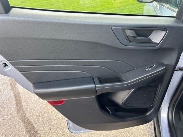 Ford Escape Hybrid  2022