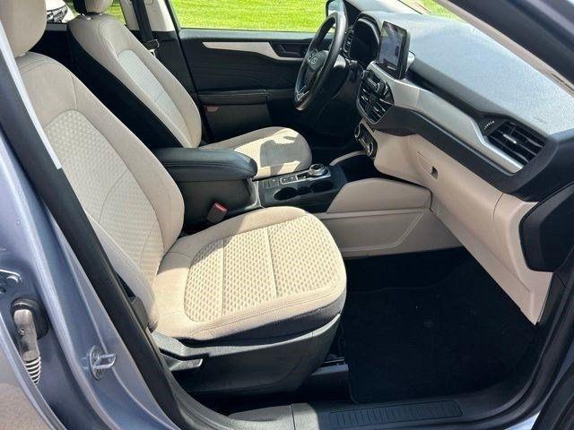 Ford Escape Hybrid  2022