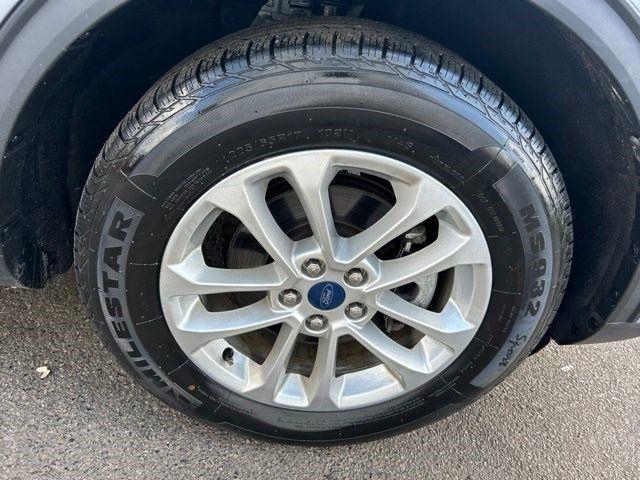 Ford Escape Hybrid  2022