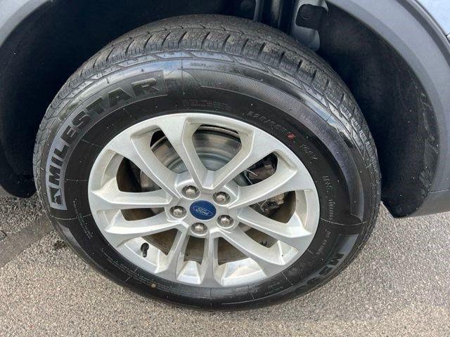 Ford Escape Hybrid  2022