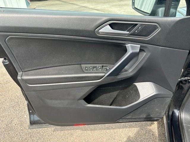 Volkswagen Tiguan  2021