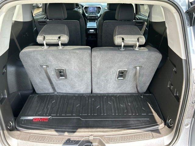 GMC Acadia  2021