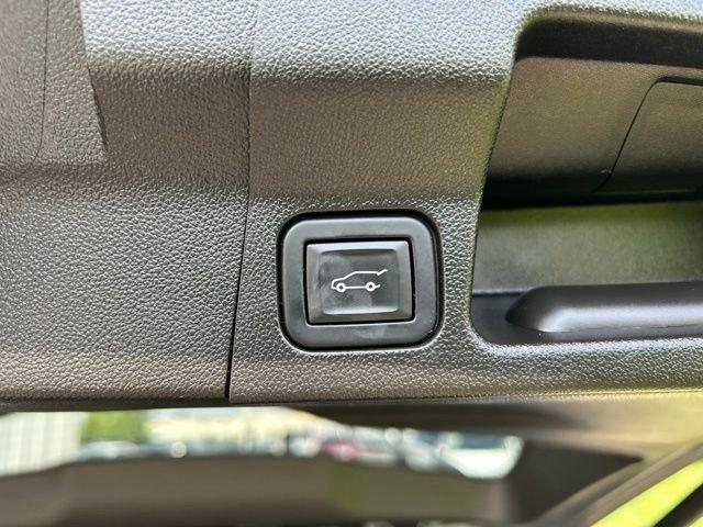 GMC Acadia  2021