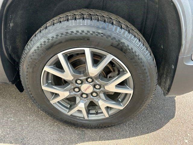 GMC Acadia  2021