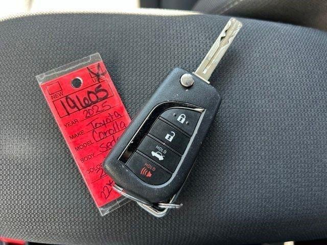 Toyota Corolla  2025