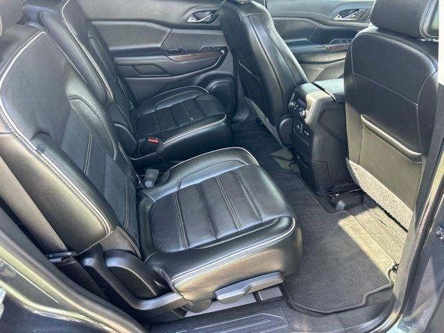 GMC Acadia  2021