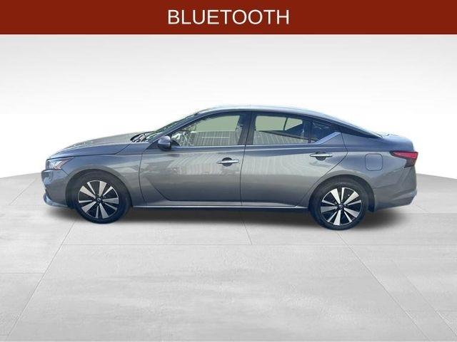 Nissan Altima  2021