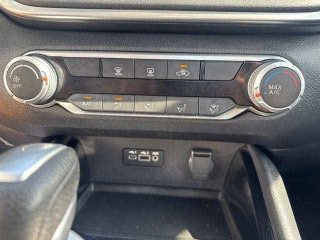 Nissan Altima  2021