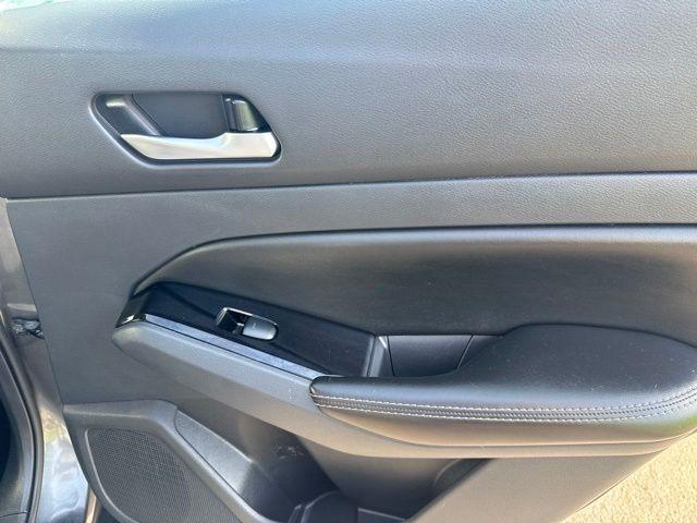 Nissan Altima  2021