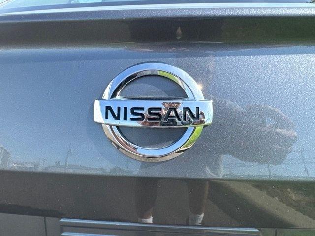 Nissan Altima  2021