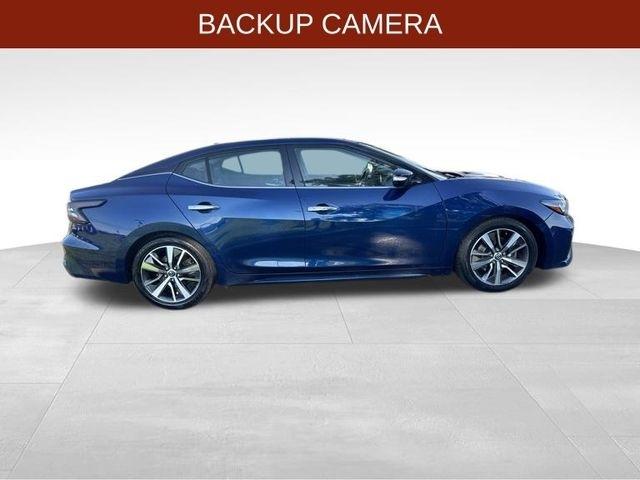 Nissan Maxima  2019
