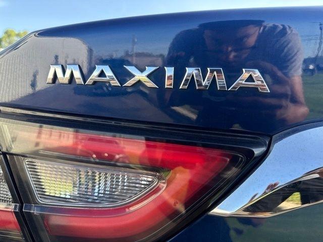 Nissan Maxima  2019