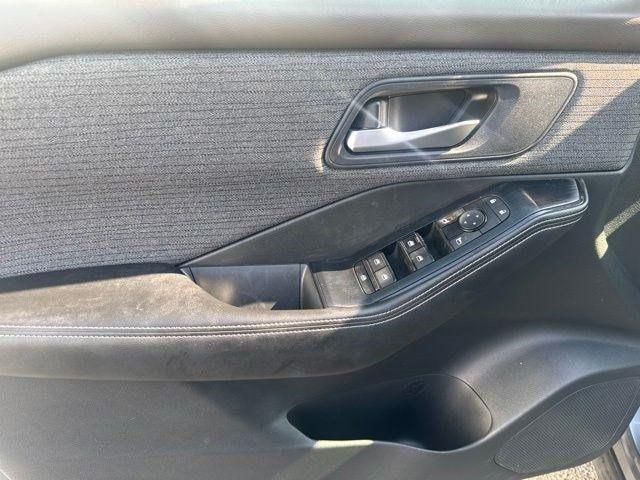 Nissan Rogue  2023