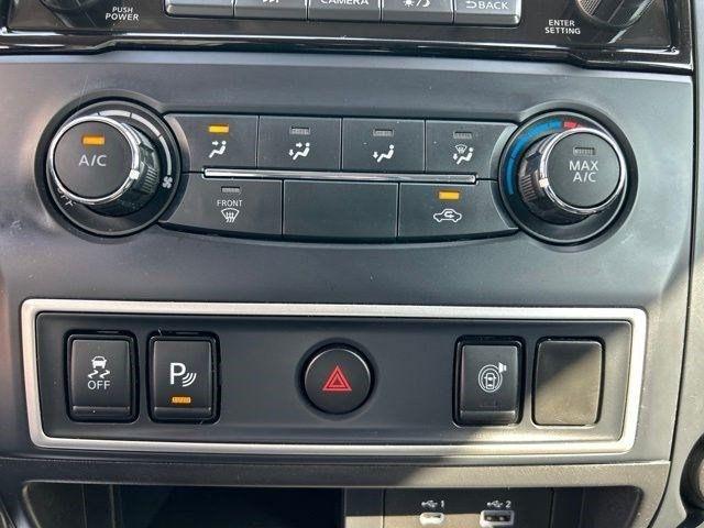 Nissan Titan  2021