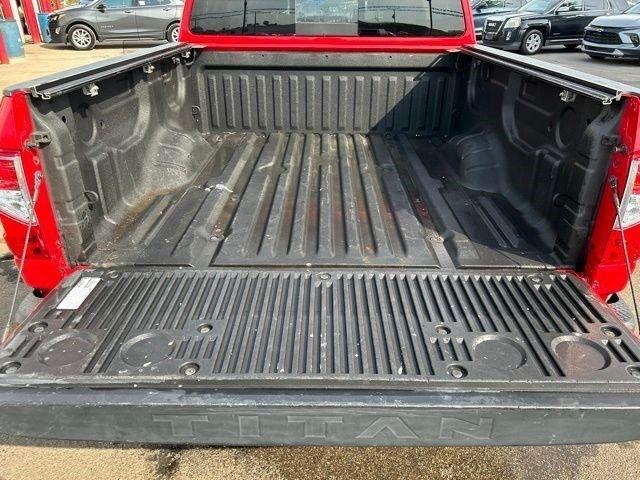 Nissan Titan  2021