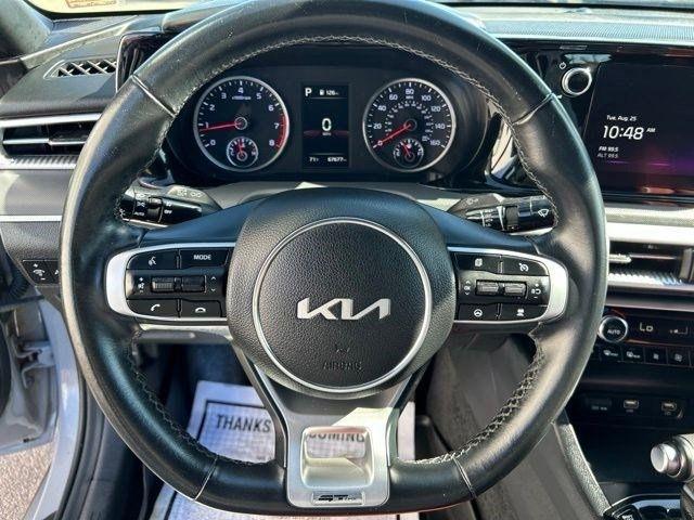 Kia K5  2023