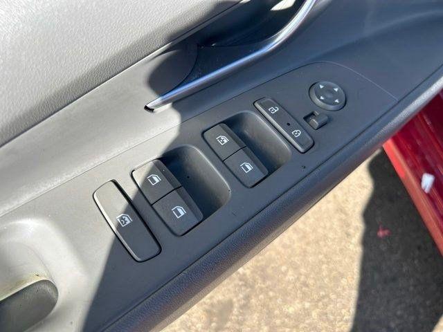 Hyundai Elantra  2023